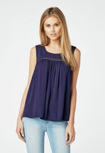 Load image into Gallery viewer, Just Fab Sleeveless Gauze Tank
